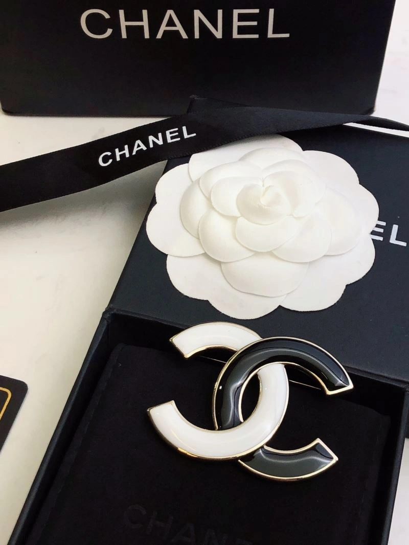 Chanel Brooches ZipUp 228328