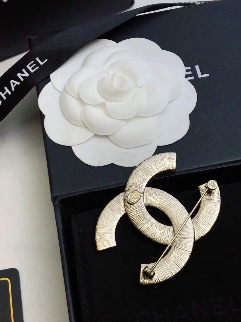 Chanel Brooches ZipUp 228328