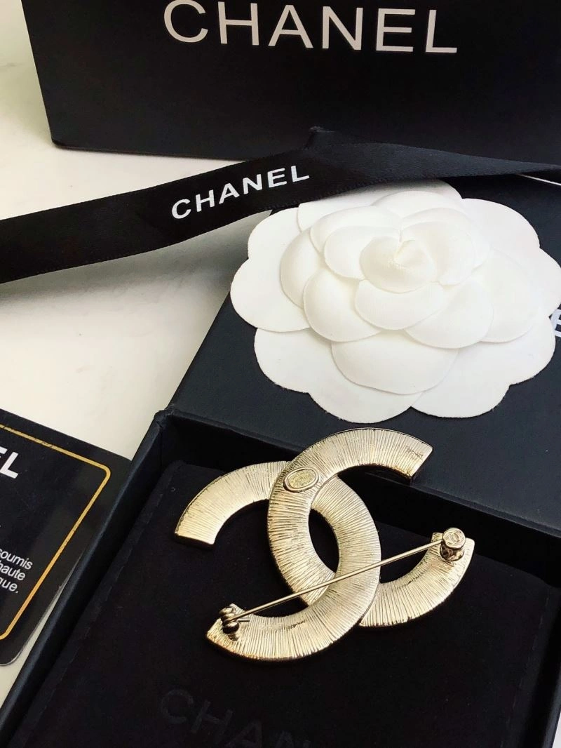 Chanel Brooches ZipUp 228328