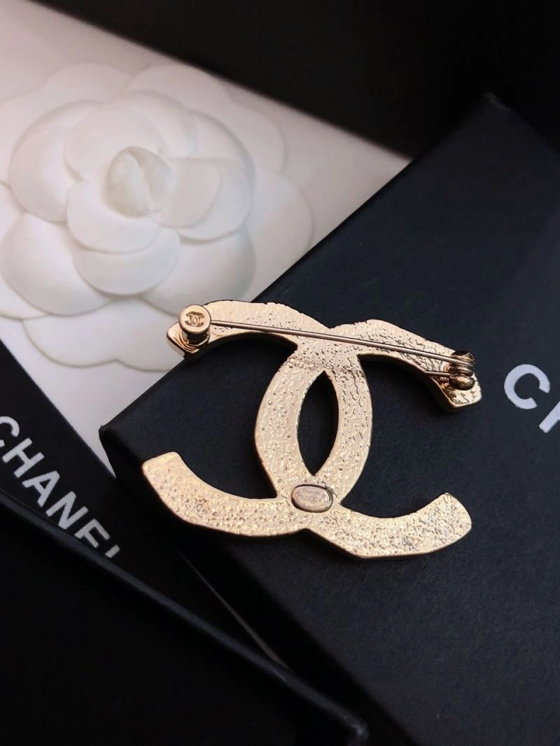 Bright Chanel Brooches 228299