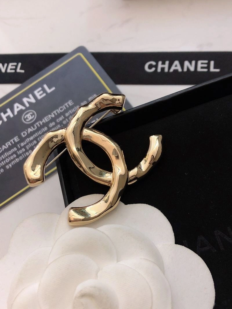 Bright Chanel Brooches 228299