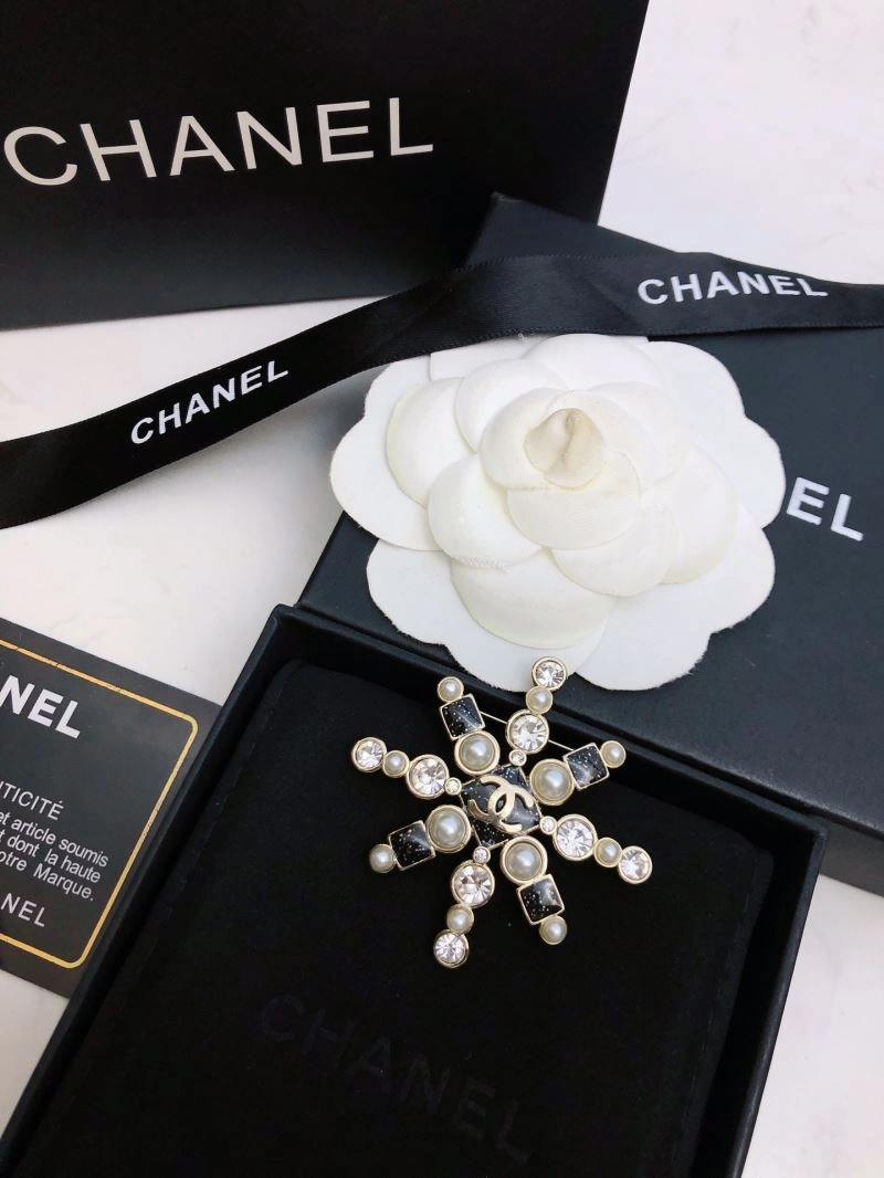 QuickDry Chanel Brooches 228287