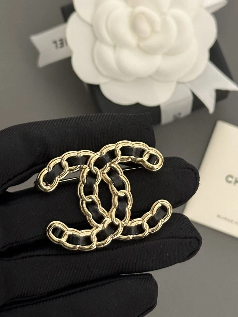 Chanel Brooches Neat 228341