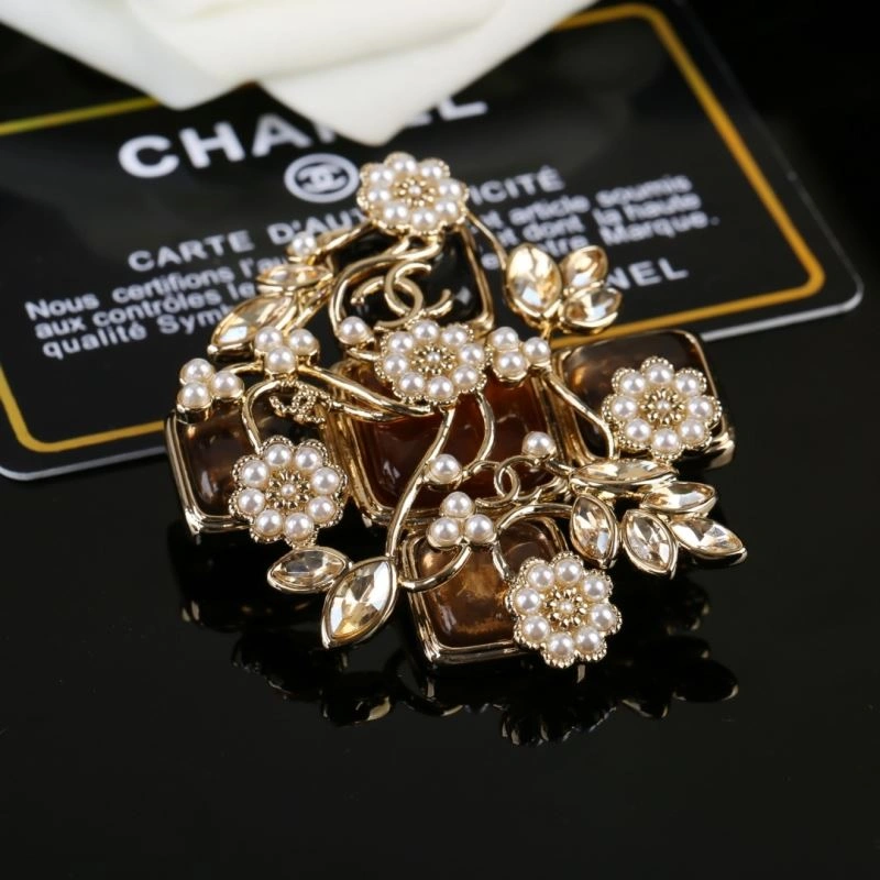 Chanel Brooches TravelReady 228312