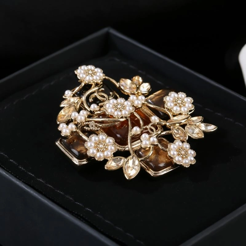 Chanel Brooches TravelReady 228312