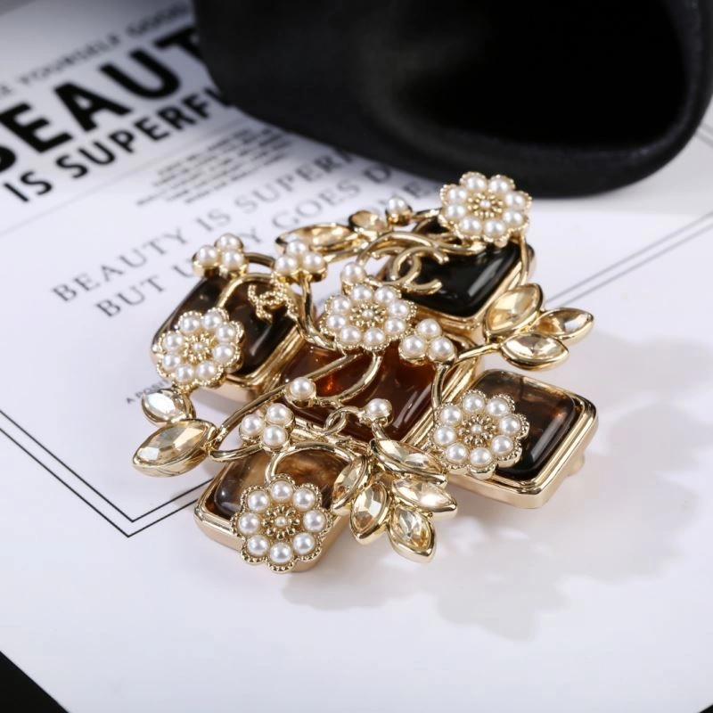 Chanel Brooches TravelReady 228312