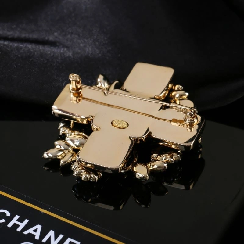 Chanel Brooches TravelReady 228312