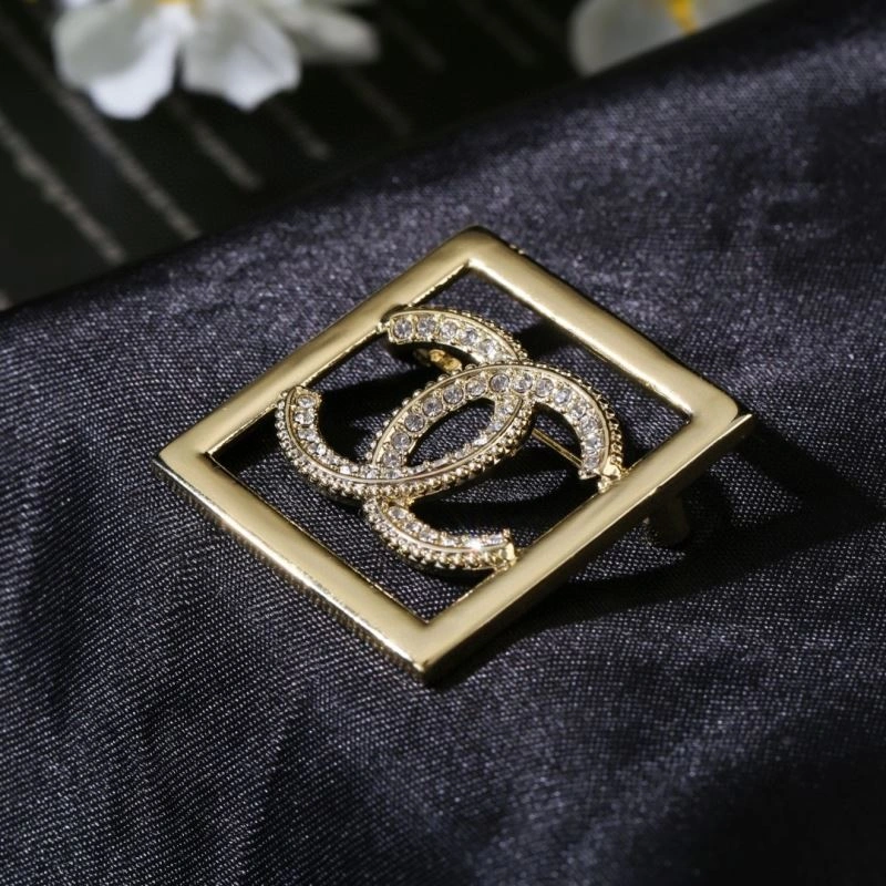 Chanel Brooches SoftTouch 228275