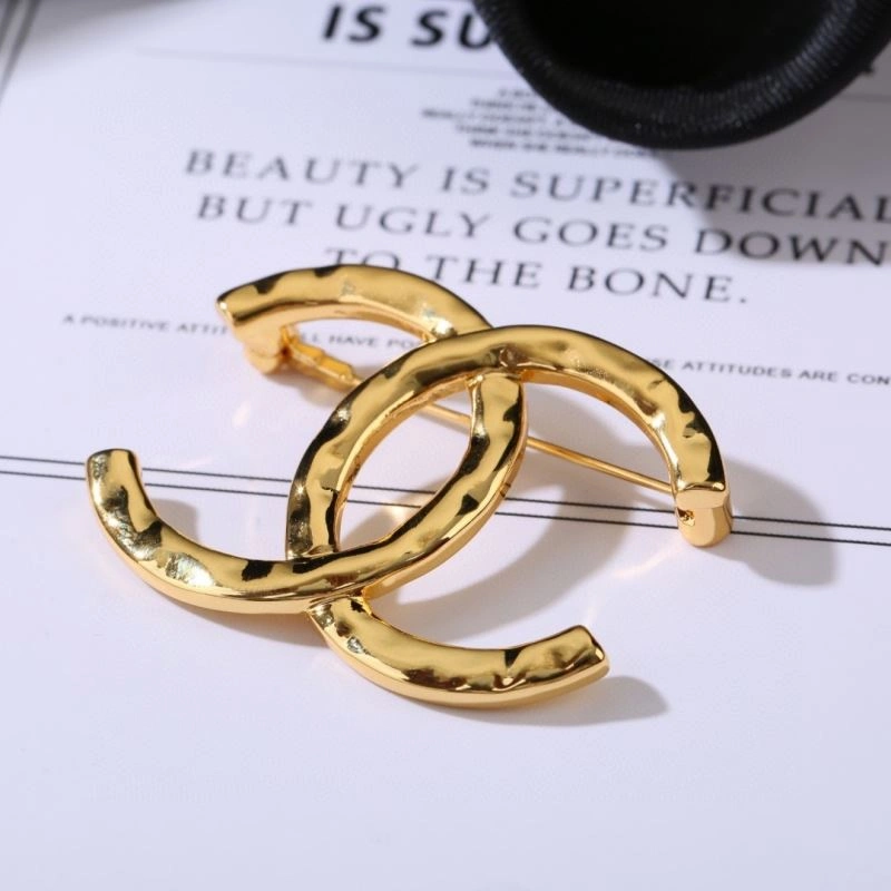 Tailored Chanel Brooches 228273