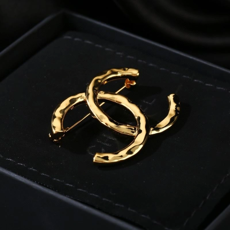 Tailored Chanel Brooches 228273