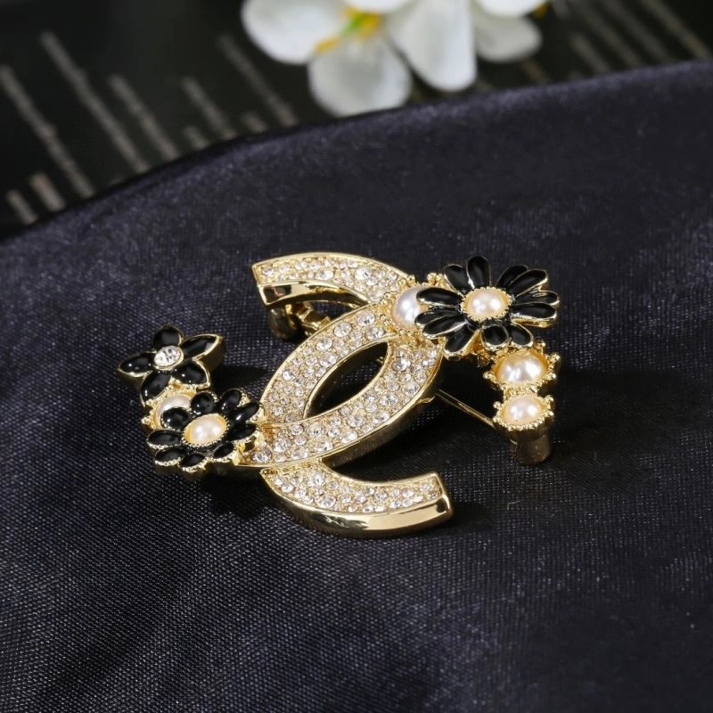 QuickDry Chanel Brooches 228276