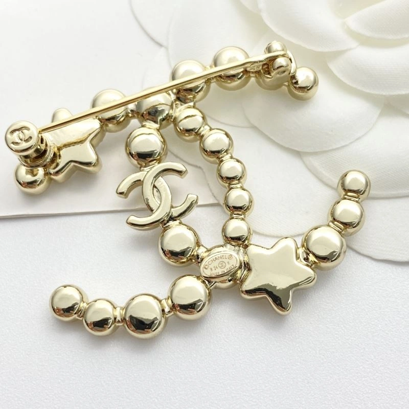 Practical Chanel Brooches 228280