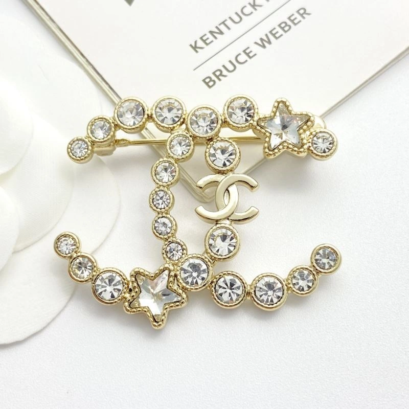 Practical Chanel Brooches 228280