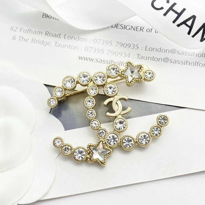 Practical Chanel Brooches 228280