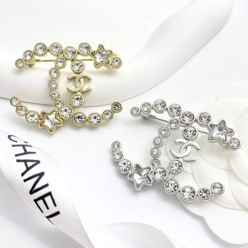 Practical Chanel Brooches 228280