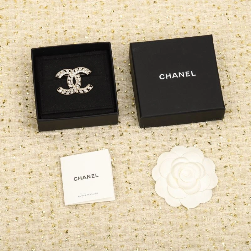 Chanel Brooches SoftTouch 228332