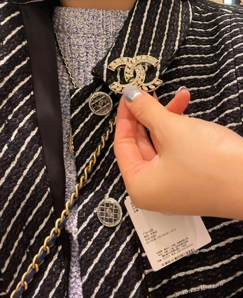 Chanel Brooches SoftTouch 228332