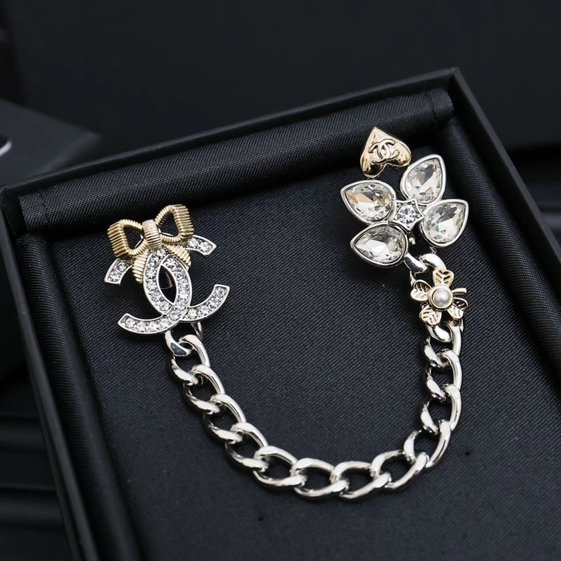 Chanel Brooches Neat 228278
