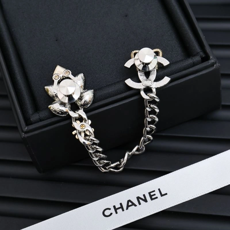 Chanel Brooches Neat 228278