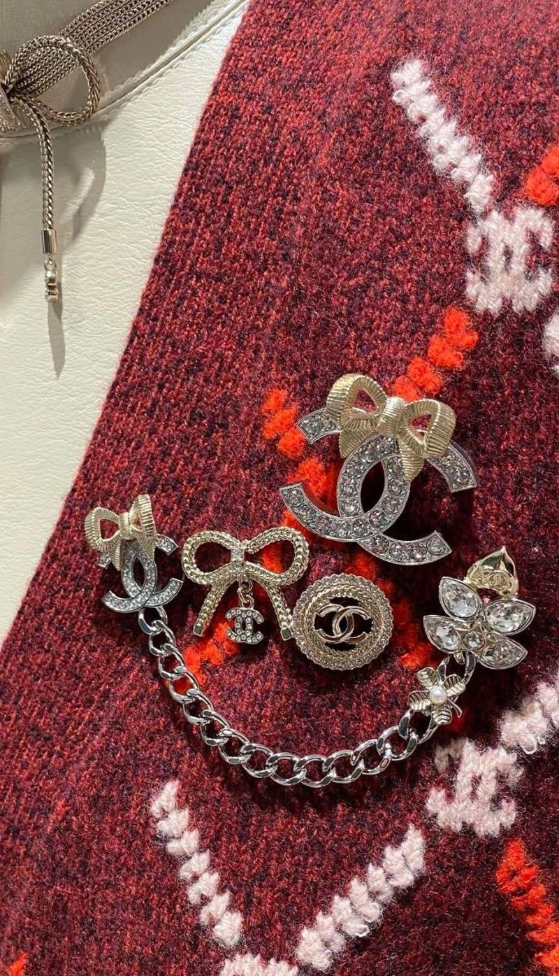 Chanel Brooches Neat 228278