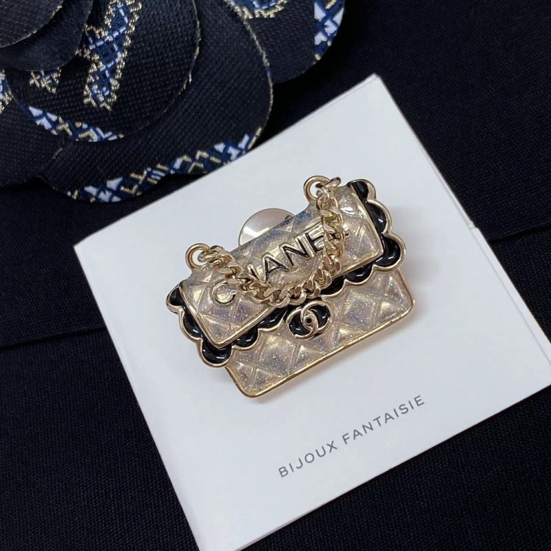 Chanel Brooches BestValue 228257
