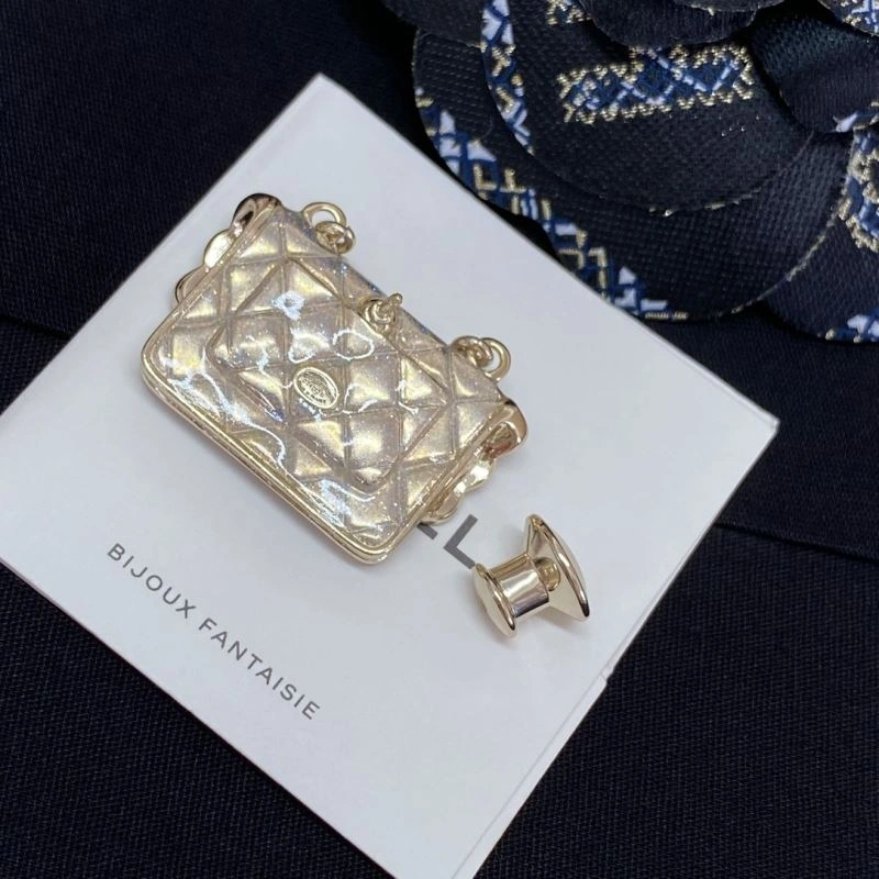 Chanel Brooches BestValue 228257