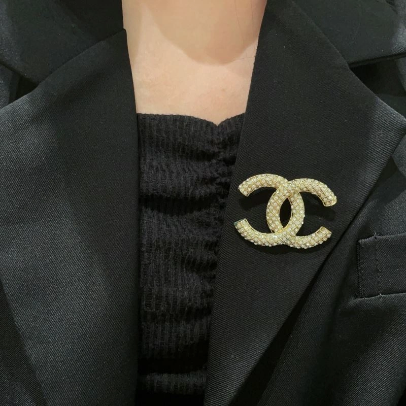 Casual Chanel Brooches 228251