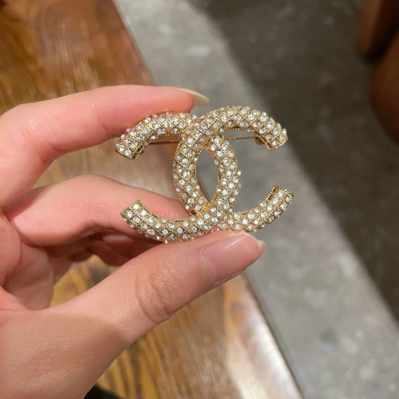 Casual Chanel Brooches 228251