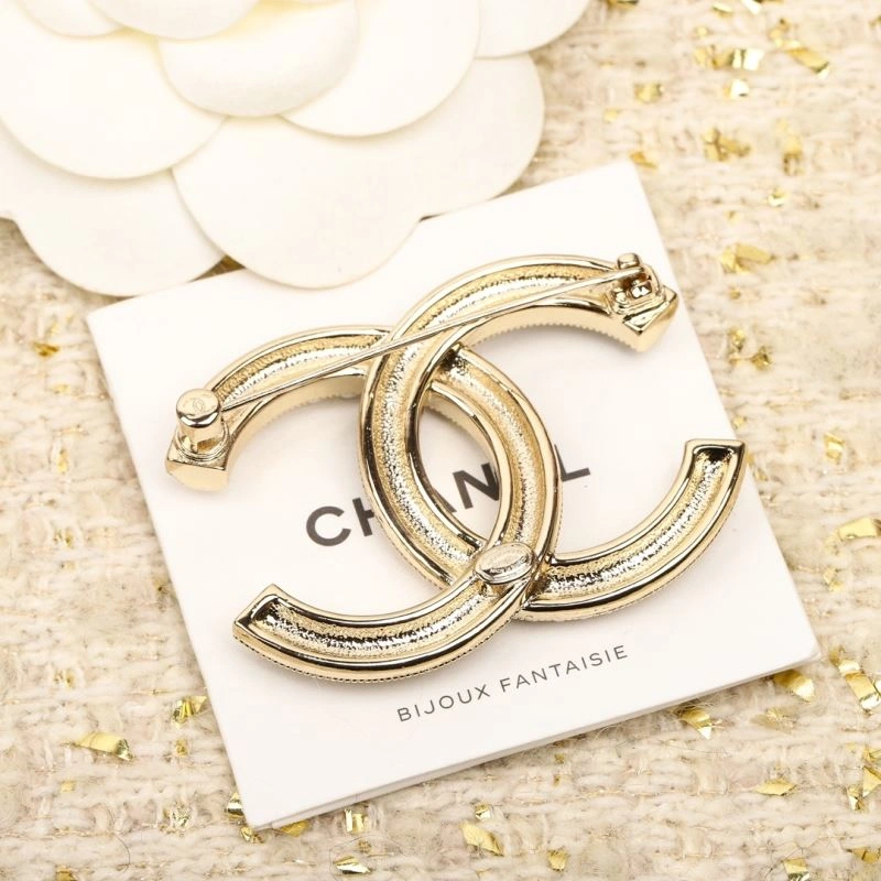 Chanel Brooches FashionForward 228344