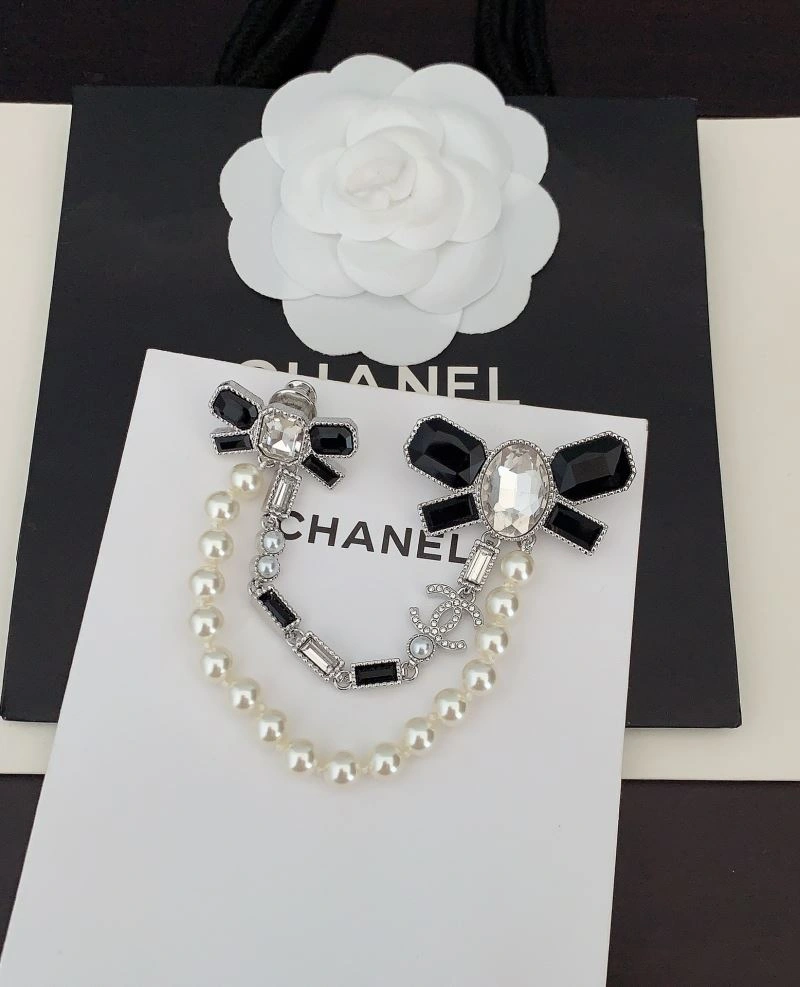 Chanel Brooches Attractive 228268