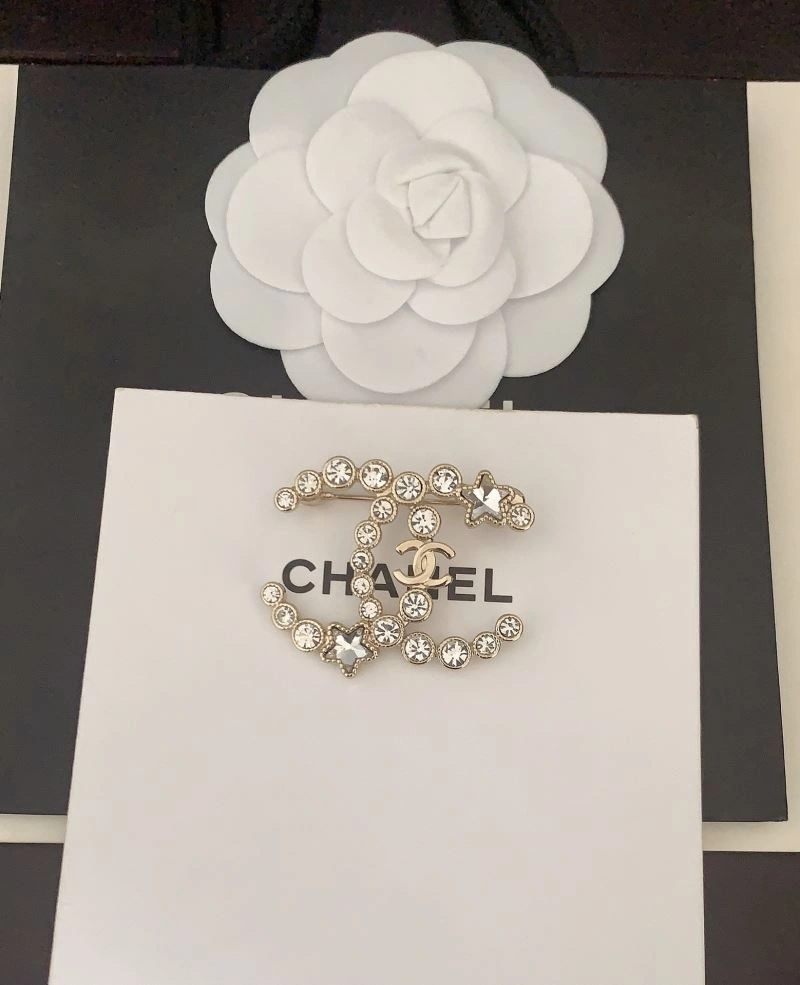 Chanel Brooches Effortless 228324