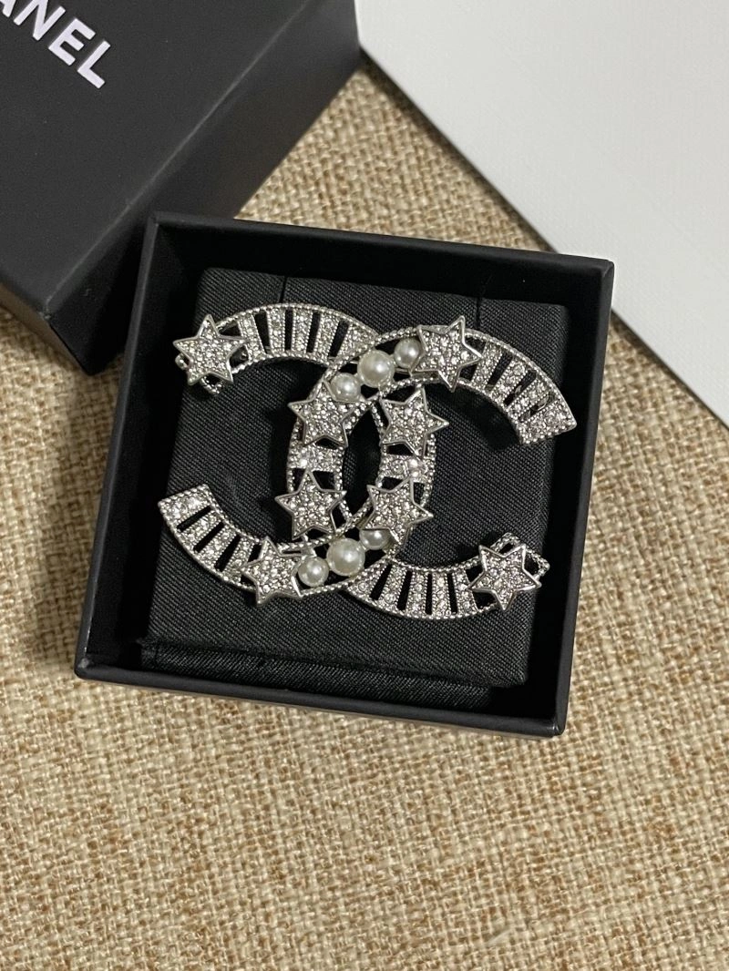 MoistureWicking Chanel Brooches 228262