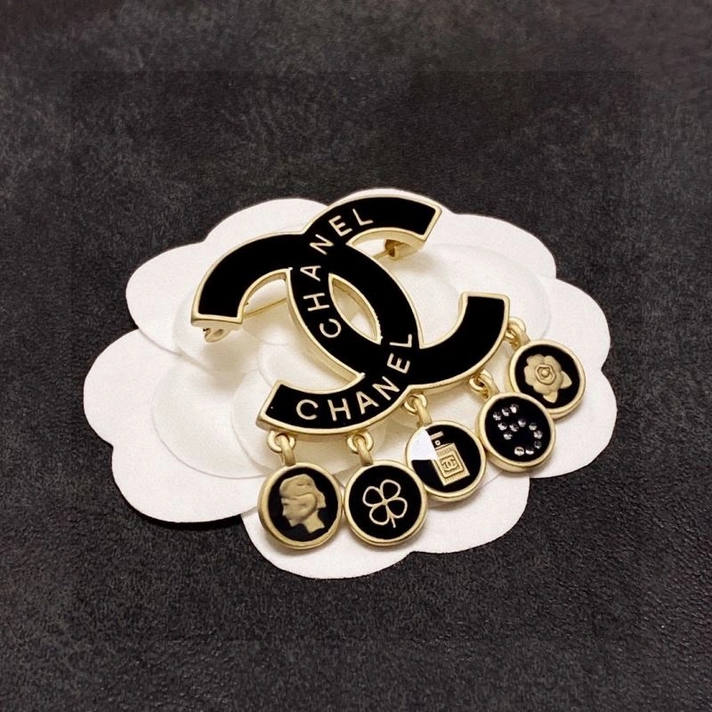 Chanel Brooches Breathable 228245