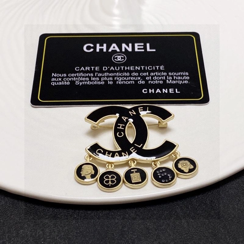 Chanel Brooches Breathable 228245