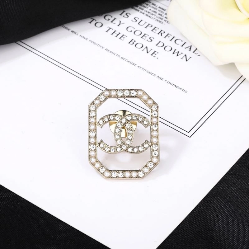 UrbanStyle Chanel Brooches 228244