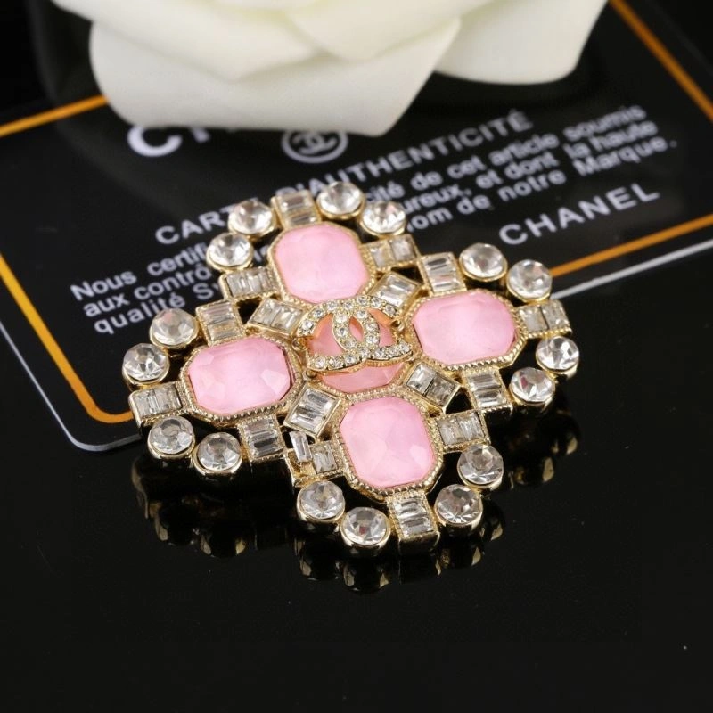 AllSeason Chanel Brooches 228376