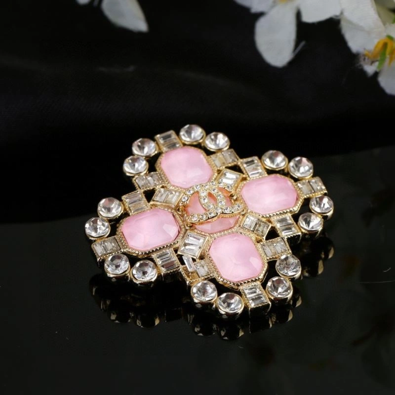 AllSeason Chanel Brooches 228376