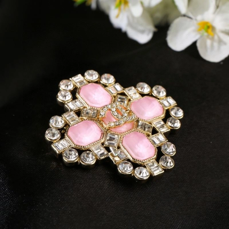 AllSeason Chanel Brooches 228376