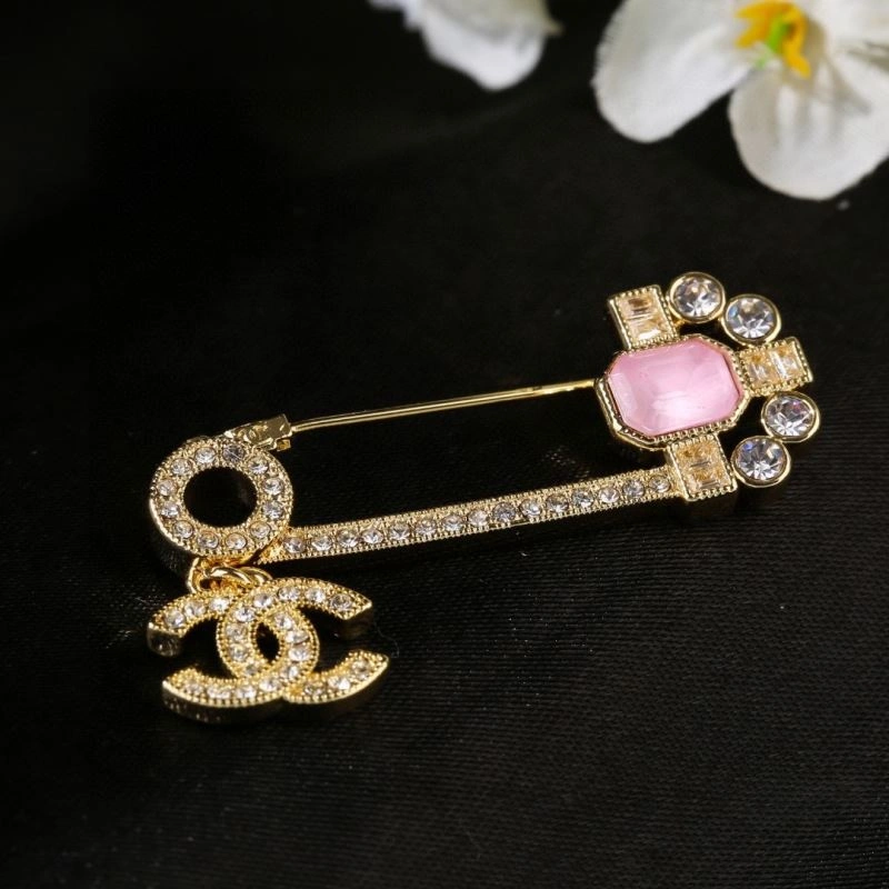 Chanel Brooches Lightweight 228242