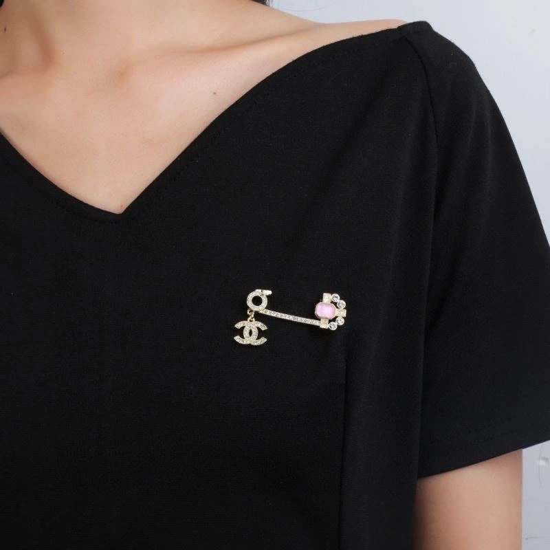Chanel Brooches Lightweight 228242