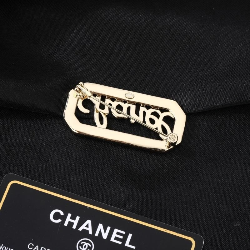 Chanel Brooches EasyMatch 228237