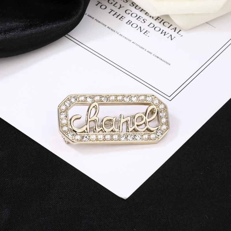 Chanel Brooches EasyMatch 228237