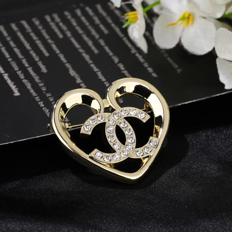 Chanel Brooches Unisex 228227