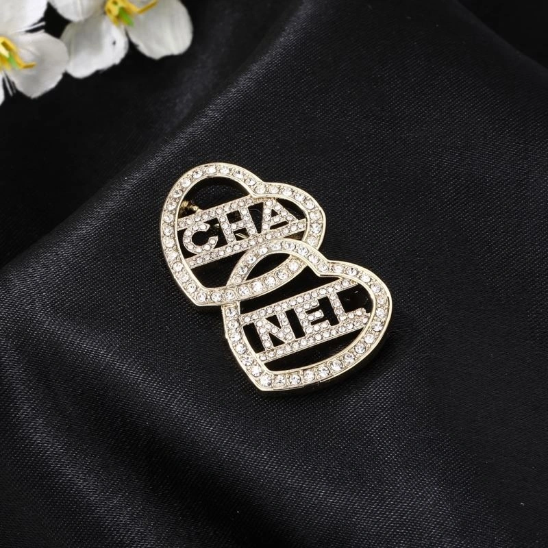 MultiPurpose Chanel Brooches 228219