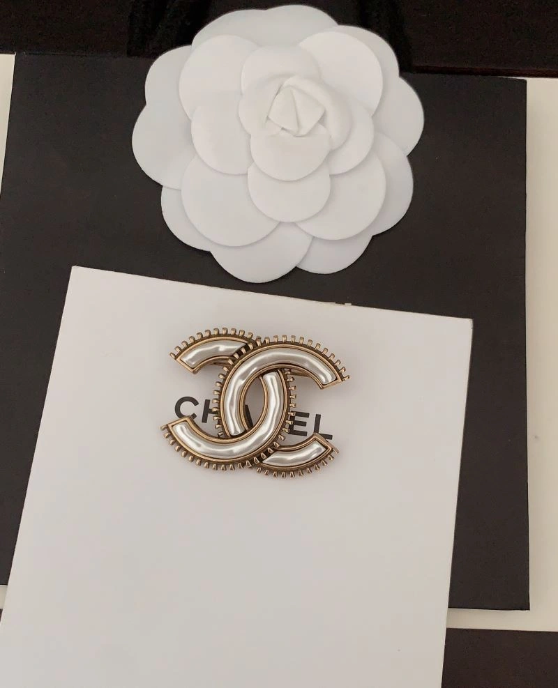 Chanel Brooches Compact 228256