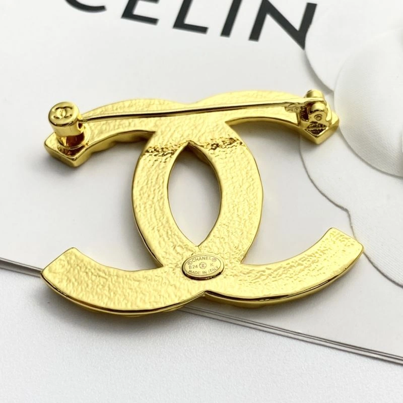 GoodFit Chanel Brooches 228222