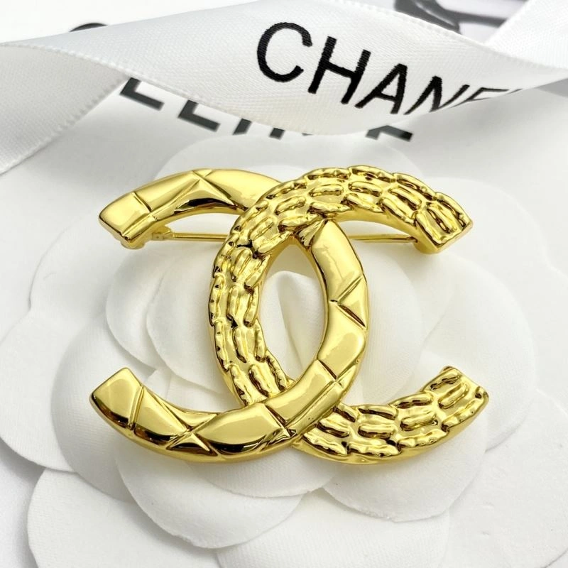 GoodFit Chanel Brooches 228222