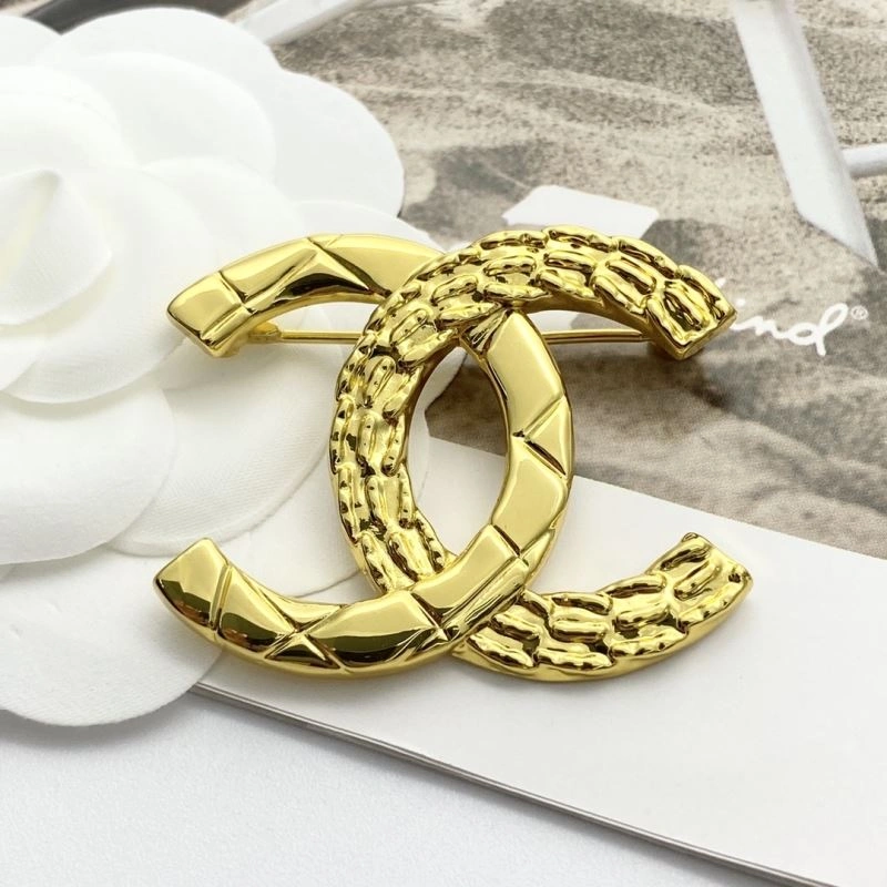 GoodFit Chanel Brooches 228222