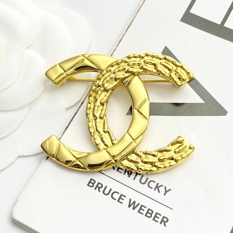 GoodFit Chanel Brooches 228222