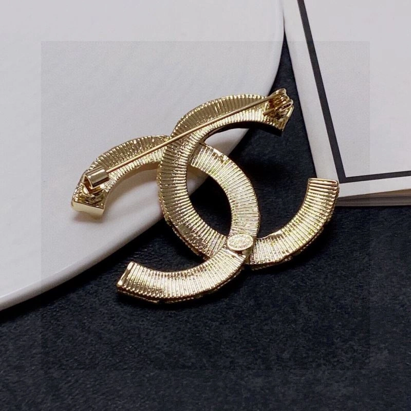 Chanel Brooches Functional 228252